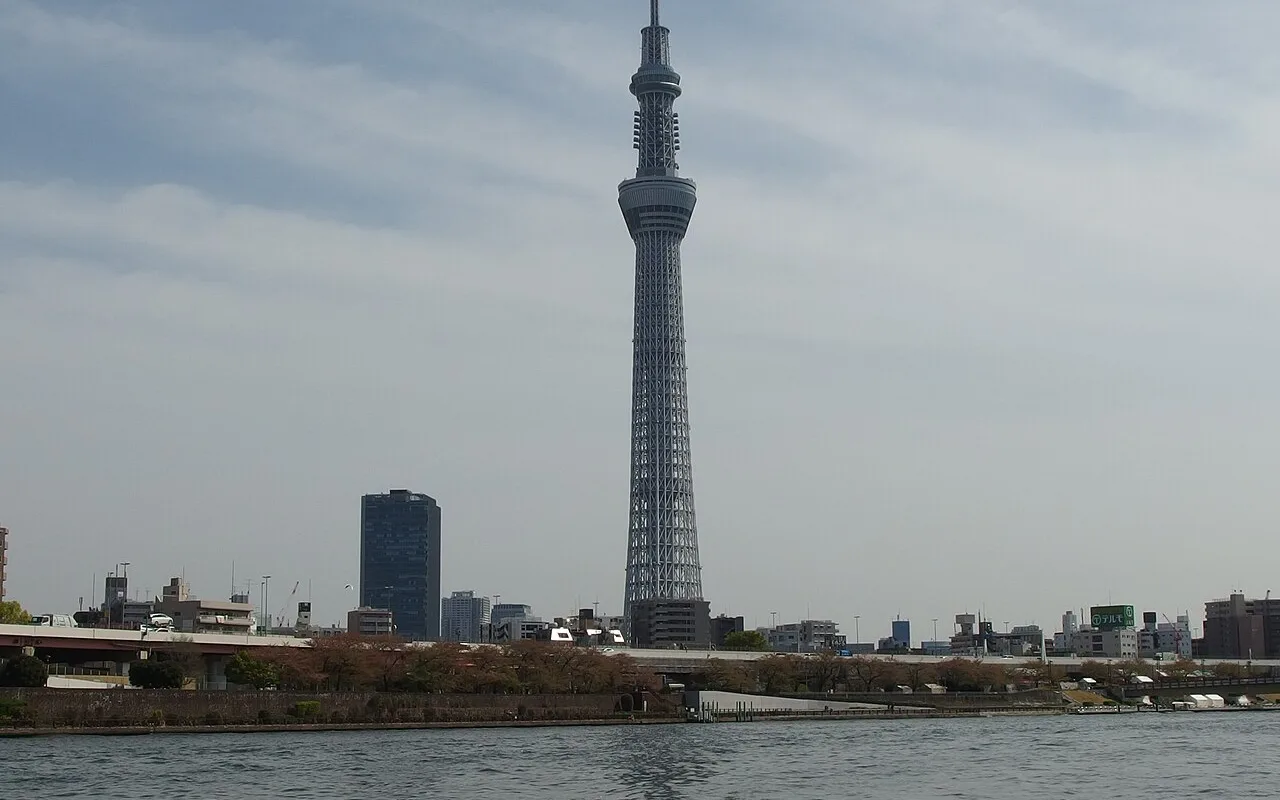 Tokyo Skytree seen across the water